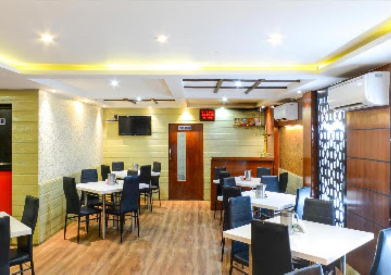 Hotel Venus Inn Bhubaneshwar ブバネーシュワル エクステリア 写真