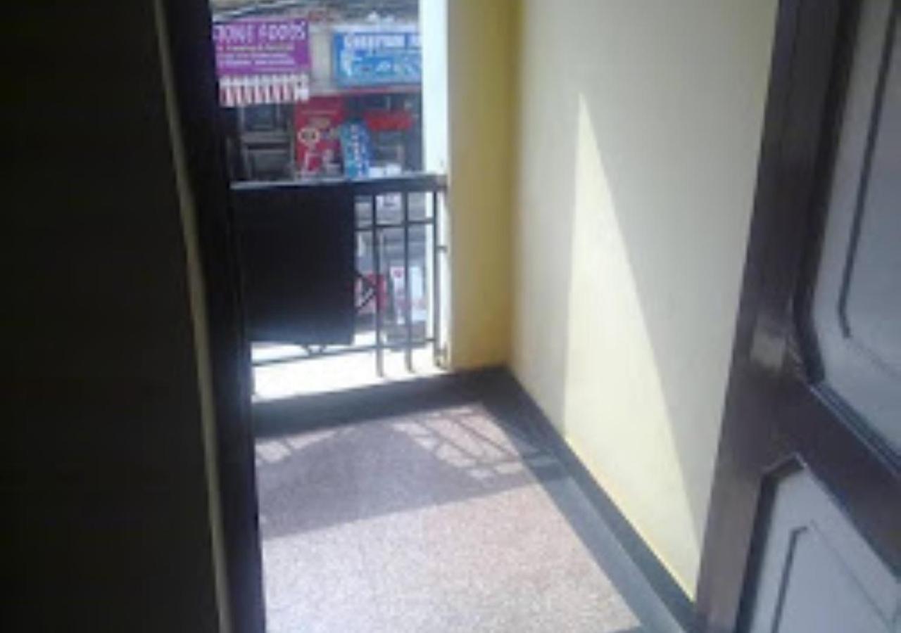 Hotel Venus Inn Bhubaneshwar ブバネーシュワル エクステリア 写真