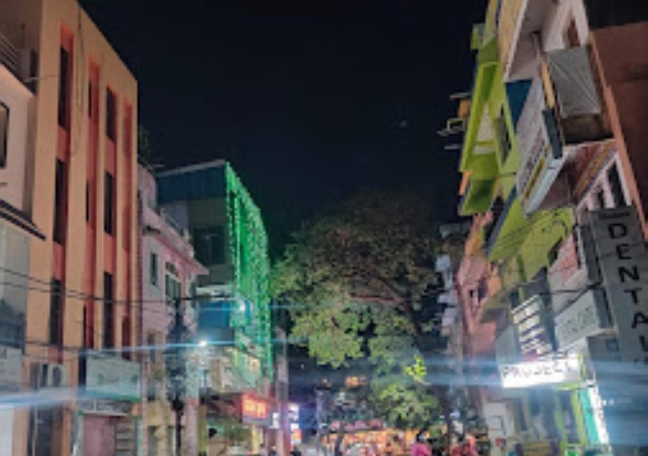 Hotel Venus Inn Bhubaneshwar ブバネーシュワル エクステリア 写真