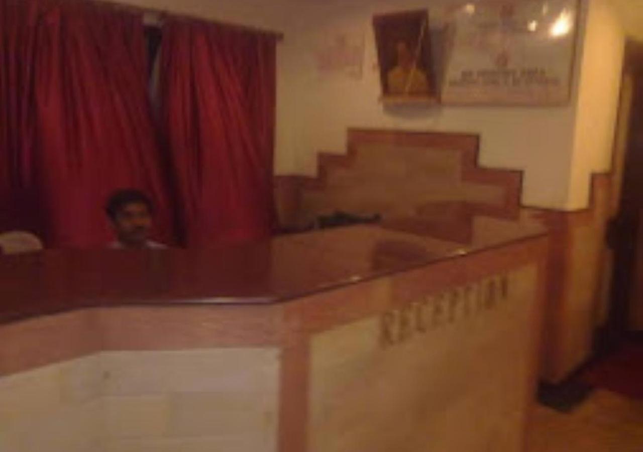 Hotel Venus Inn Bhubaneshwar ブバネーシュワル エクステリア 写真